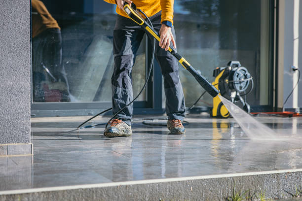 Best Pool Deck Cleaning  in Homeacre Lyndora, PA